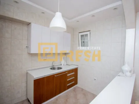 Izdavanje, kuća, 320m², Gornja Gorica, Podgorica - image 7