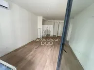 Izdavanje, poslovni prostor, 55m², Savski Venac, Beograd - image 2