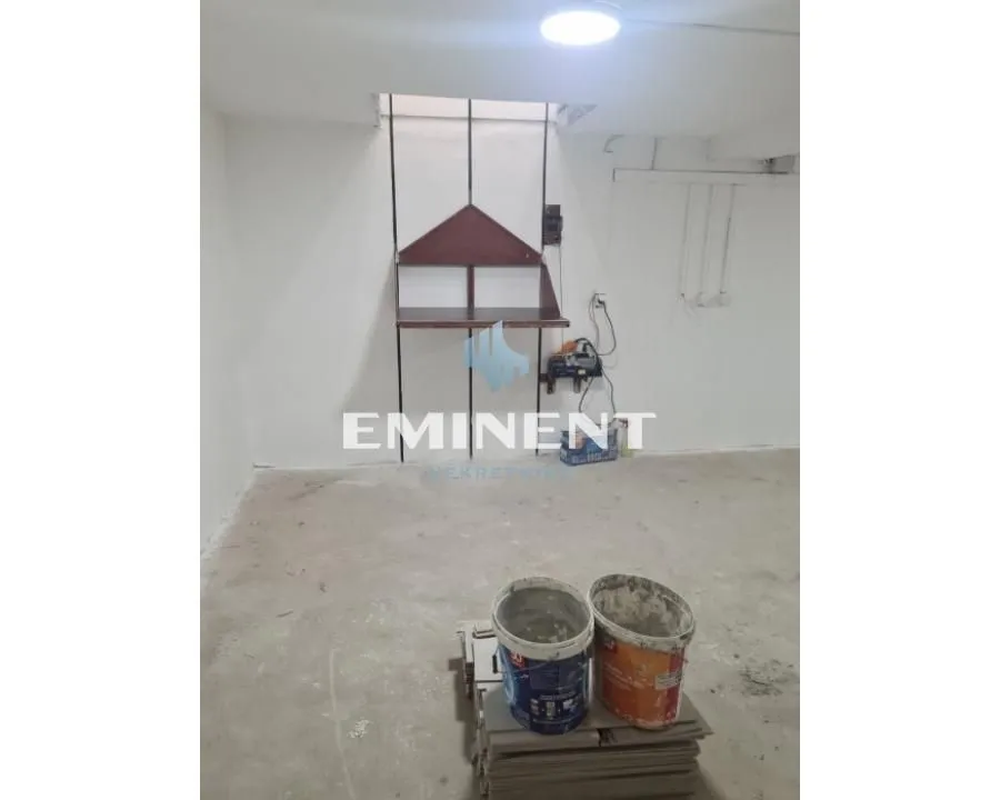 Izdavanje, kuća, 221m², Stari Grad, Beograd