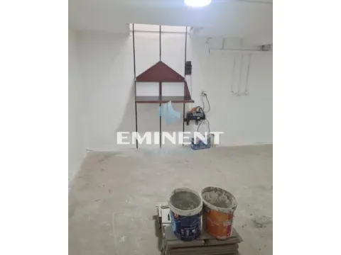 Izdavanje, kuća, 221m², Stari Grad, Beograd - image 18