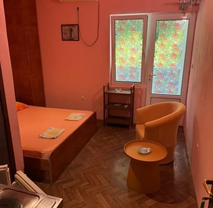 Izdavanje, garsonjera, 25m², Donja Lastva, Tivat