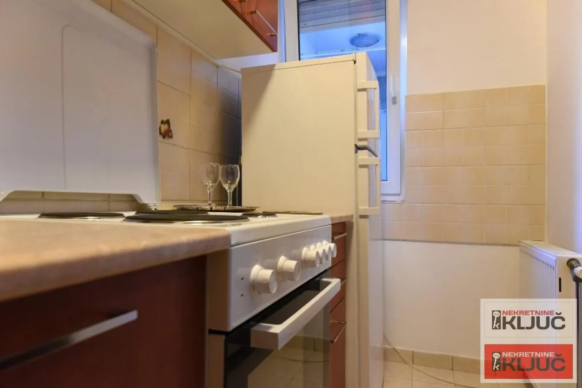 Rent, two bedroom apartment, 51m², Betanija, Novi Sad Sve Podlokacije