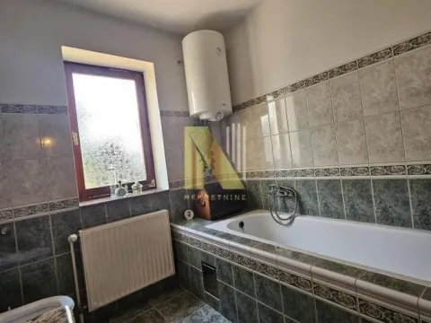 Sale, house, 331m², Lipov gaj, Novi Sad Sve Podlokacije - image 39