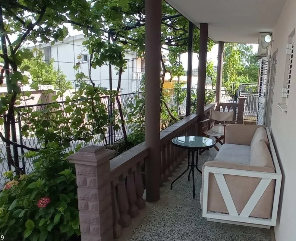 Prodaja, kuća, 156m², Sutomore, Bar