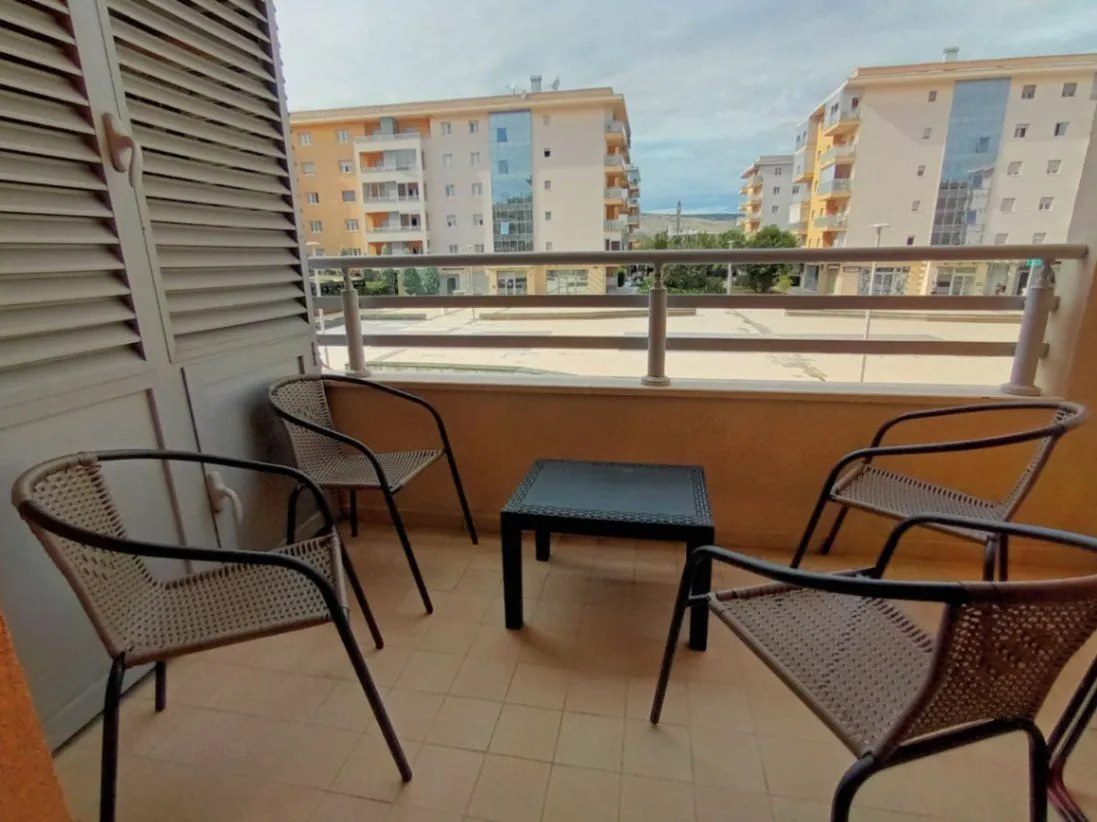 Izdavanje, jednosoban stan, 56m², City Kvart, Podgorica