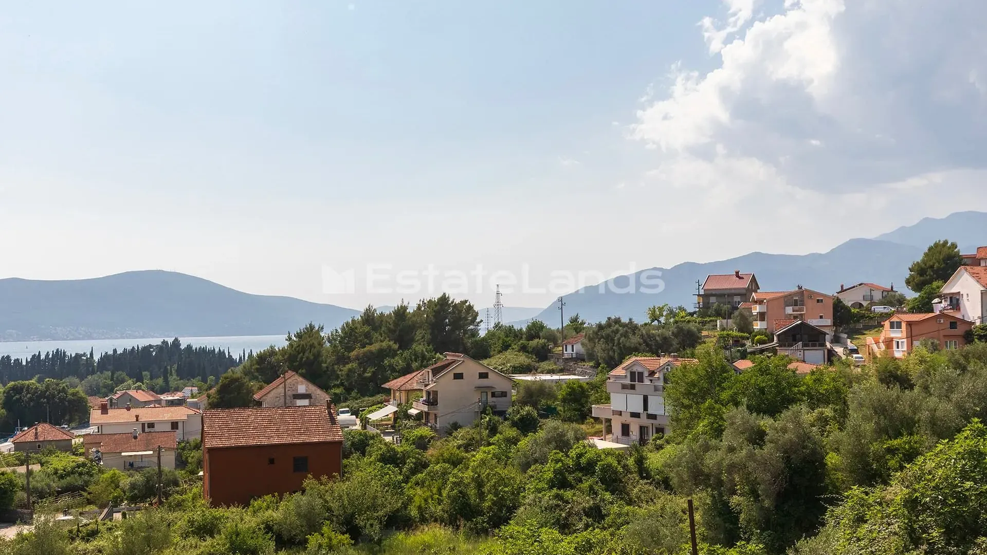 Rent, house, 183m², Kava, Tivat