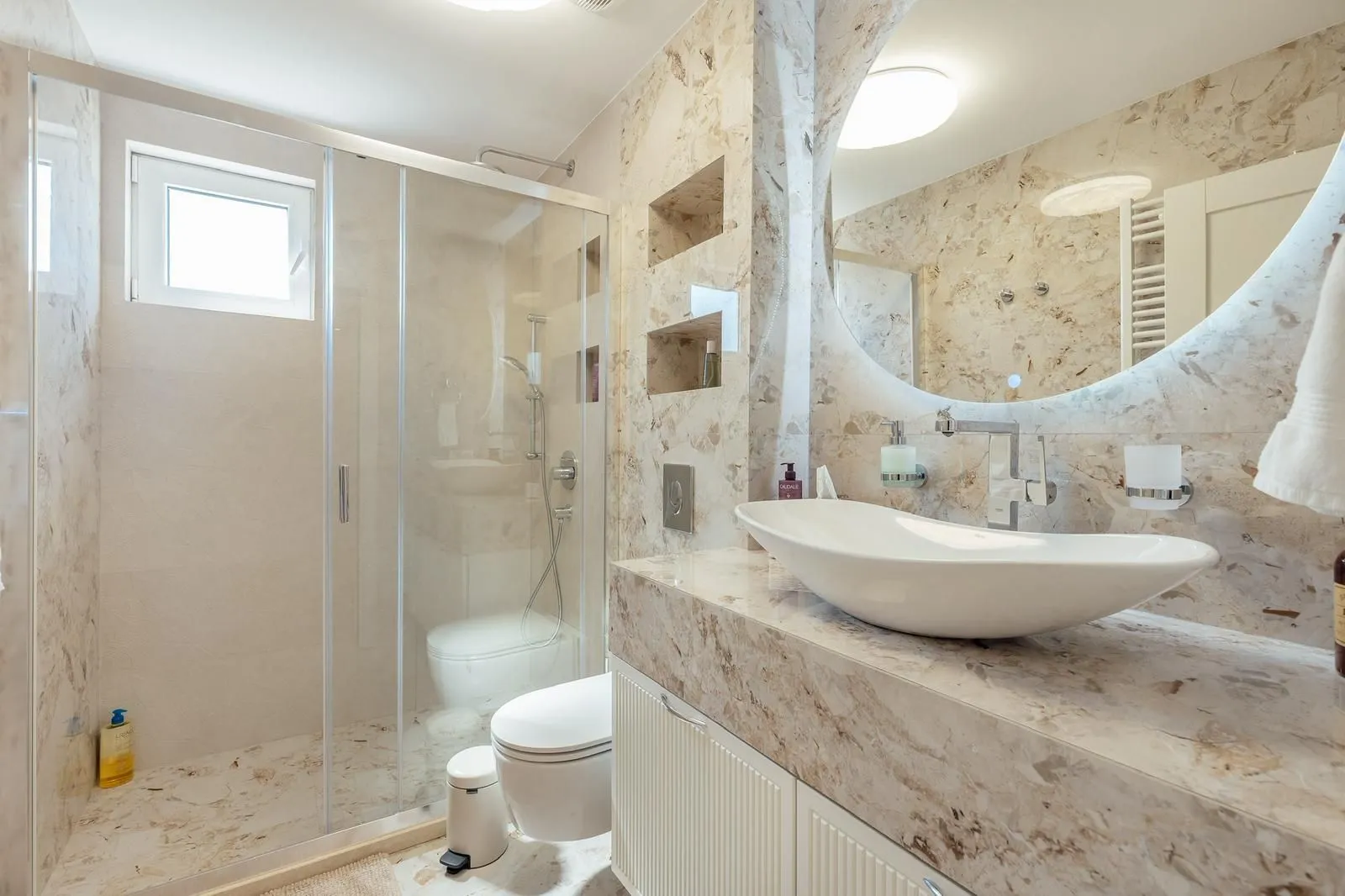 Rent, three bedroom apartment, 149m², Donja Lastva, Tivat