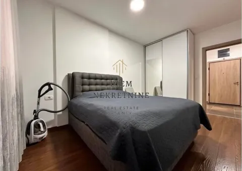 Rent, one bedroom apartment, 53m², Master Kvart, Podgorica - image 7