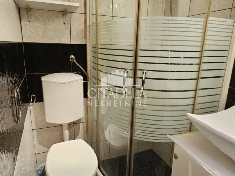 Prodaja, dvosoban stan, 18m², Skadarlija, Beograd - image 9