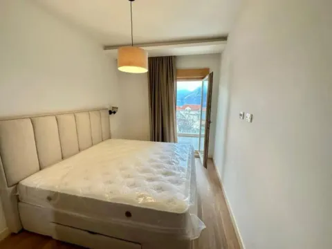 Izdavanje, jednosoban stan, 55m², Kotor, Crna Gora - image 3