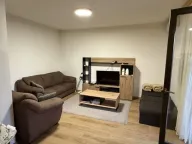 Rent, three bedroom apartment, 110m², City Kvart, Podgorica - image 11