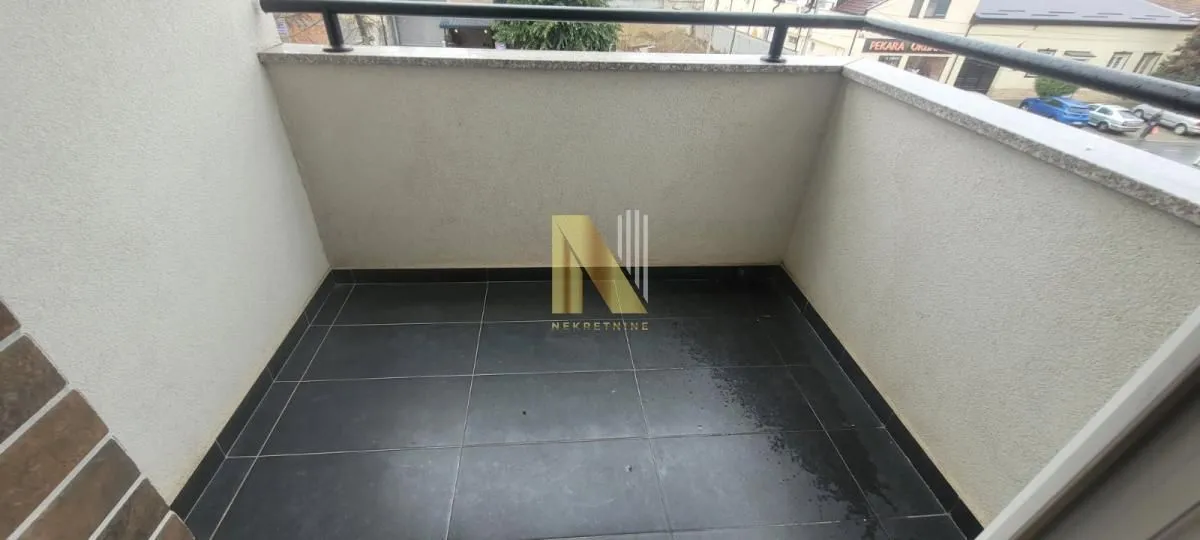 Prodaja, trosoban stan, 64m², Stari Majur, Petrovaradin