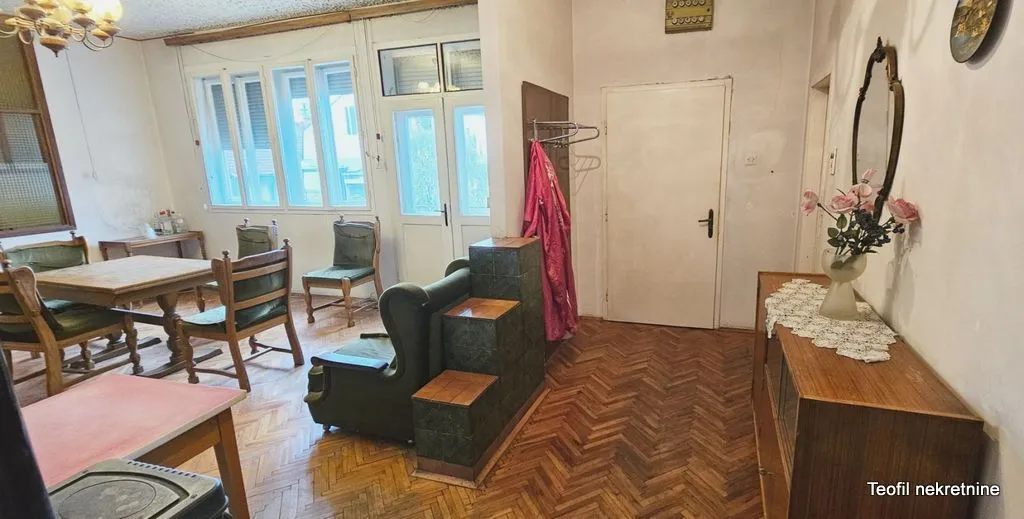 Sale, four bedroom apartment, 108m², Voždovac Sve Podlokacije, Beograd