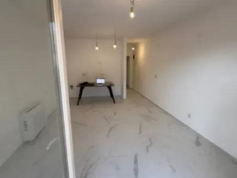 Sale, one bedroom apartment, 47m², Pržno, Budva - image 9