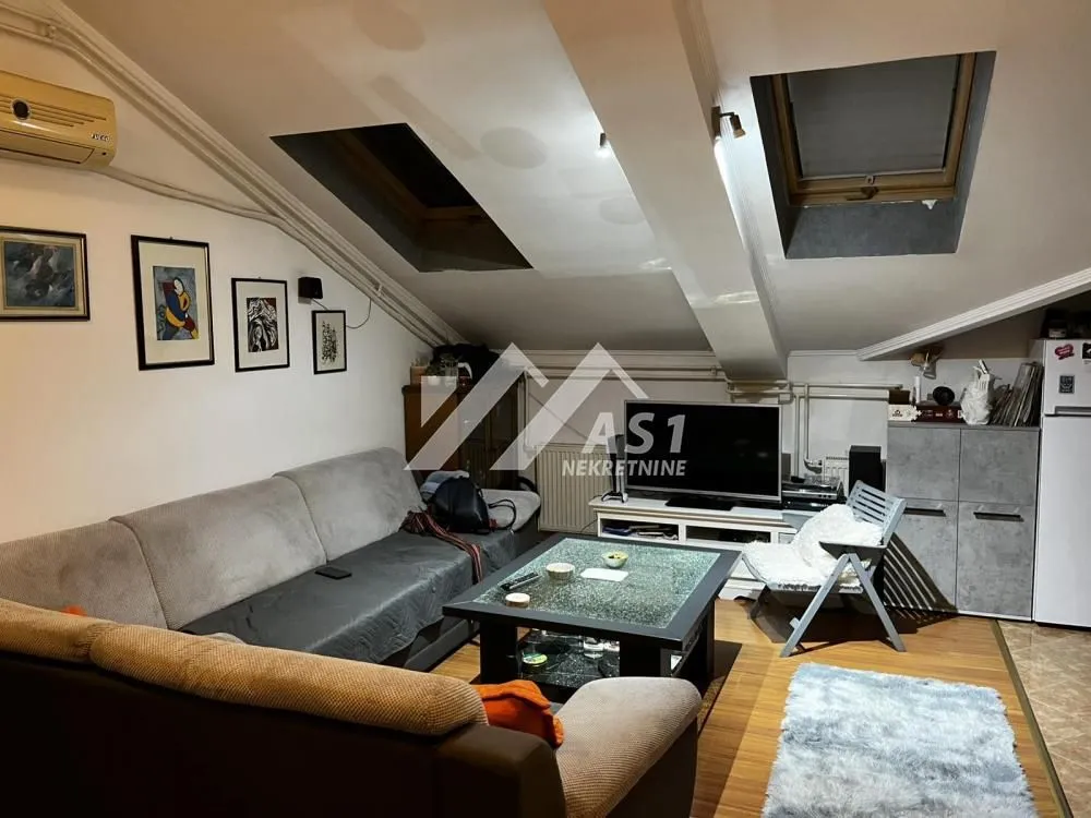 Izdavanje, dvosoban stan, 60m², Novi Sad Sve Podlokacije, Novi Sad