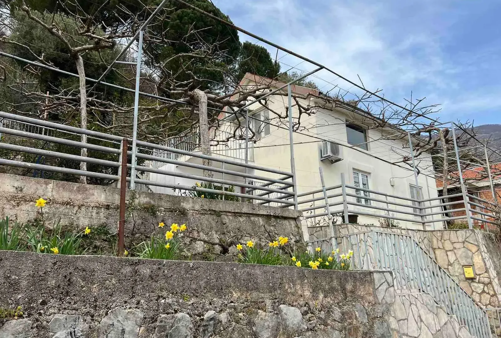 Prodaja, kuća, 85m², Markovići, Budva
