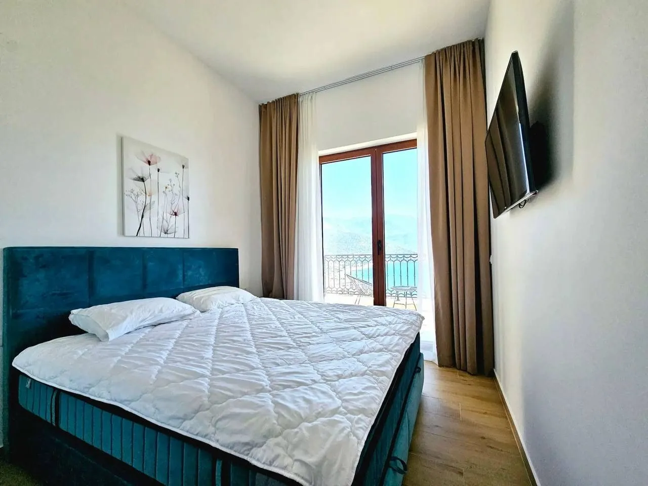 Prodaja, jednosoban stan, 54m², Centar, Budva