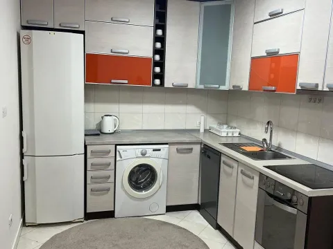 Izdavanje, dvosoban stan, 47m², City Kvart, Podgorica - image 7