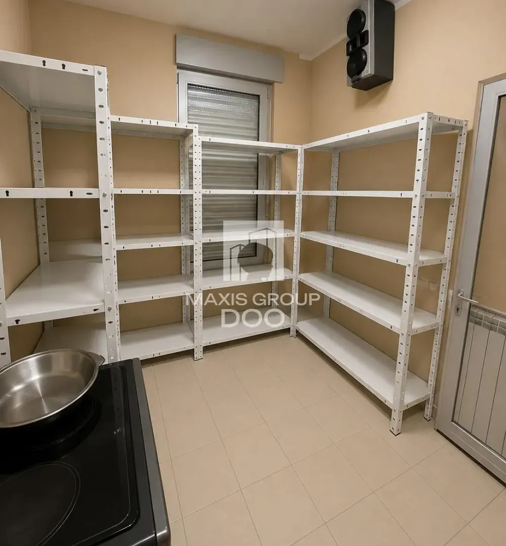 Sale, office space, 104m², Savski Venac, Beograd