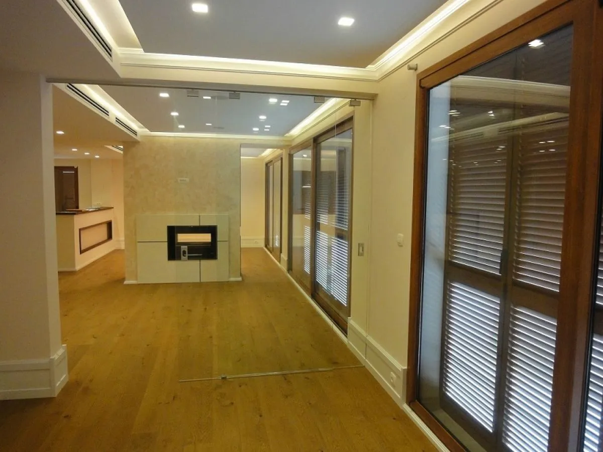 Sale, house, 585m², Stoliv, Kotor