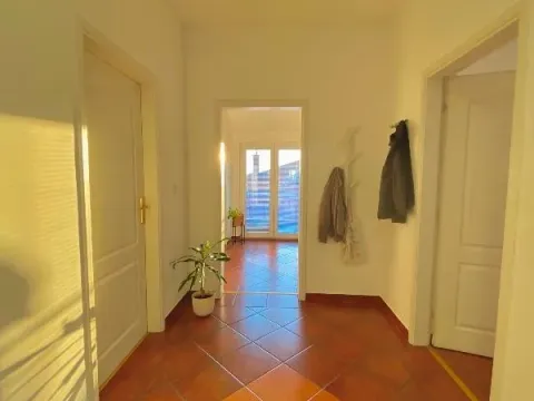 Sale, four bedroom apartment, 118m², Jajinci, Voždovac Sve Podlokacije - image 9