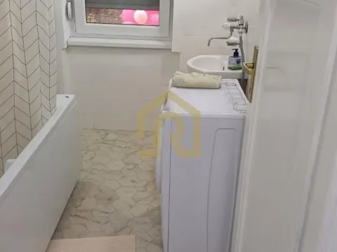 Izdavanje, dvosoban stan, 52m², Vračar Sve Podlokacije, Beograd - image 13