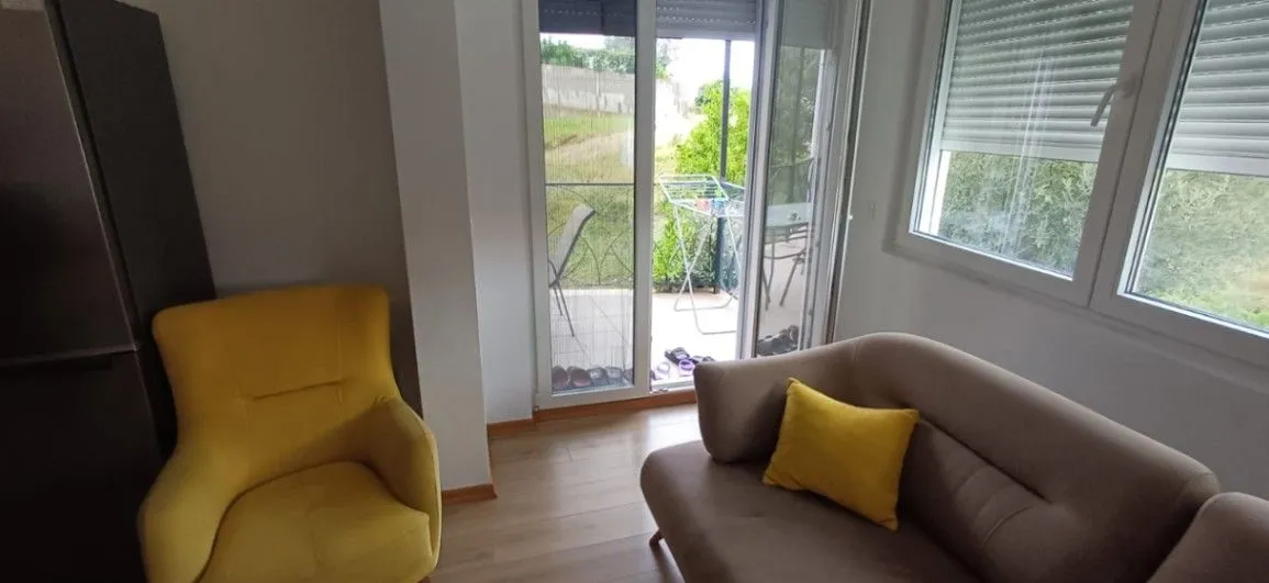 Prodaja, dvosoban stan, 75m², Mažina, Tivat
