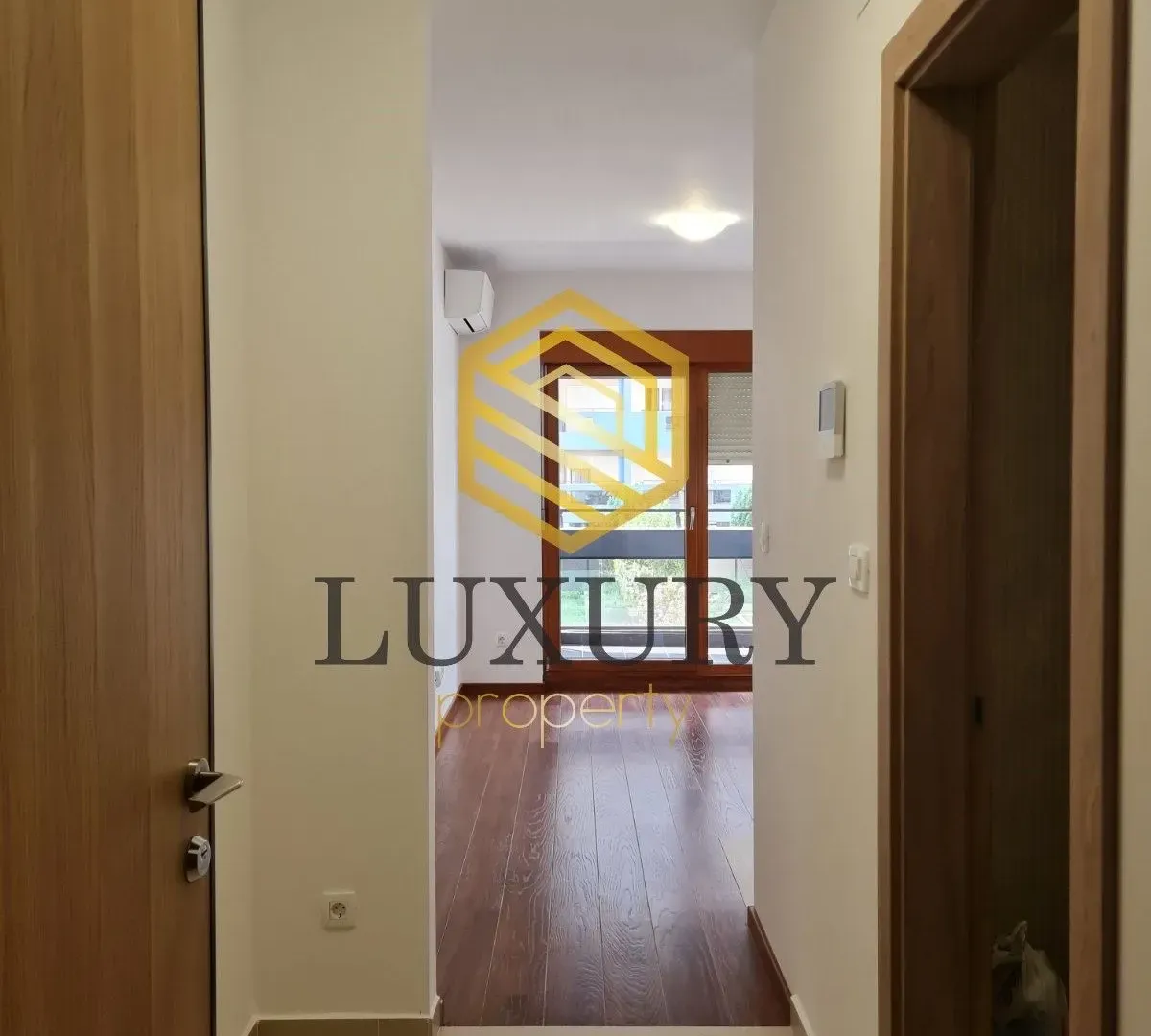 Rent, studio apartment, 26m², Master Kvart, Podgorica
