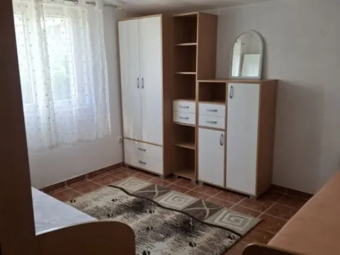 Izdavanje, dvosoban stan, 100m², Bjeliši, Bar - image 7