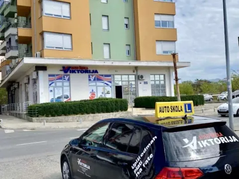 Rent, one bedroom apartment, 54m², Zabjelo, Podgorica - image 11