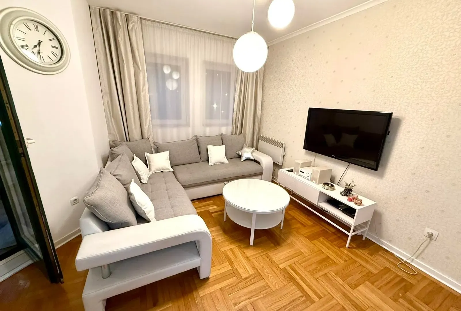 Izdavanje, jednosoban stan, 56m², Preko Morače, Podgorica