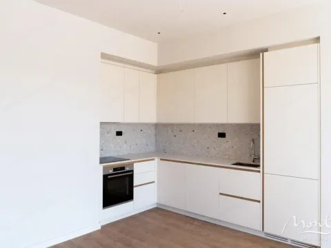 Prodaja, dvosoban stan, 88m², Porto Montenegro, Tivat - image 2