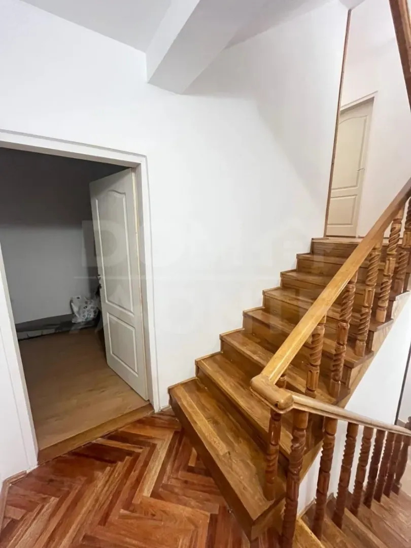 Izdavanje, trosoban stan, 98m², Gornja Lastva, Tivat