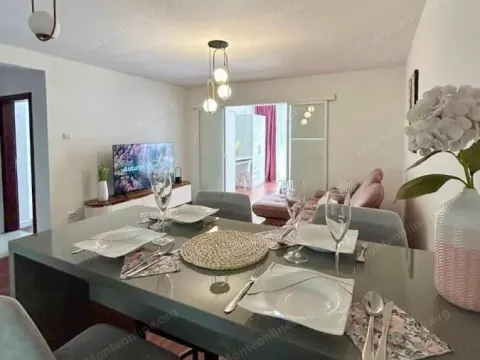 Sale, two bedroom apartment, 85m², Petrovac, Budva