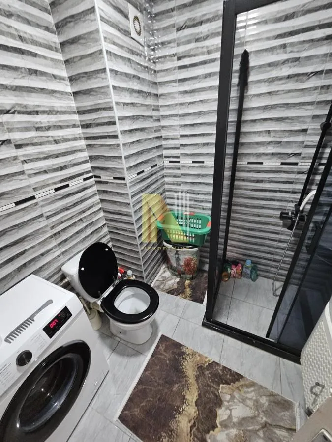 Sale, house, 242m², Lipov gaj, Novi Sad Sve Podlokacije