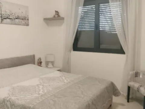 Sale, two bedroom apartment, 75m², Dobrota, Kotor - image 11
