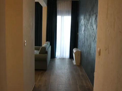 Rent, two bedroom apartment, 86m², Bečići, Budva - image 3