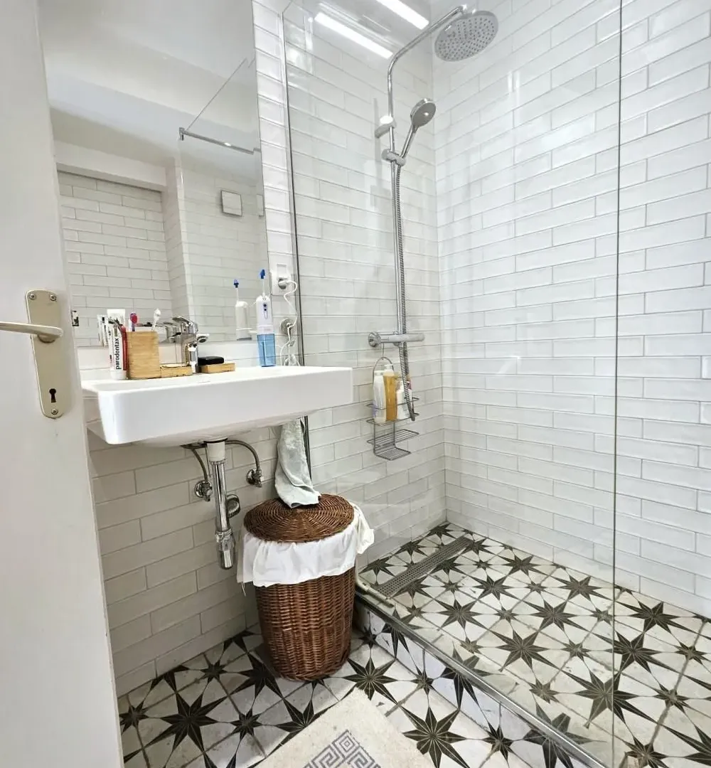 Rent, four bedroom apartment, 143m², Kalenić Pijaca, Vračar Sve Podlokacije