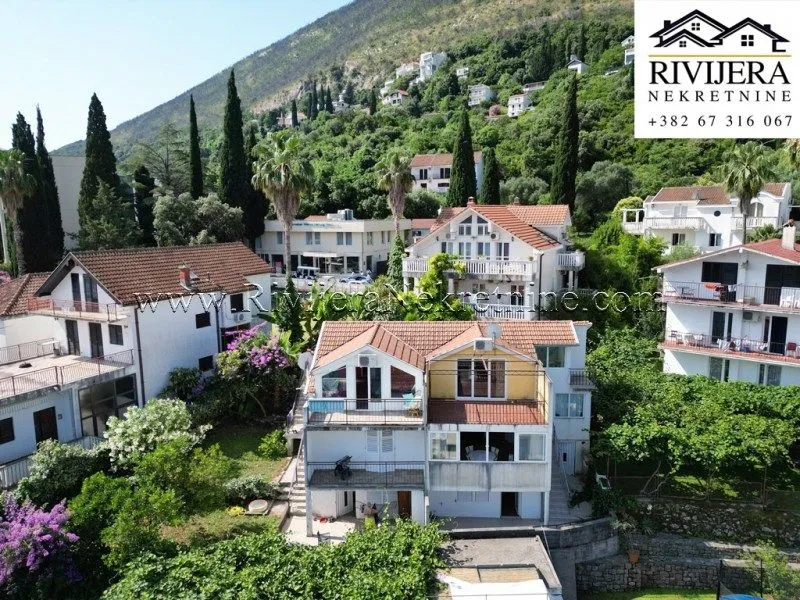 Prodaja, kuća, 110m², Njivice, Herceg Novi