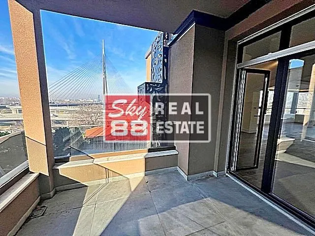Rent, four bedroom apartment, 173m², Senjak, Beograd