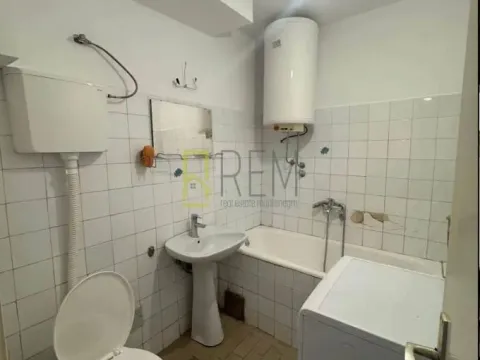 Prodaja, trosoban stan, 89m², Tuški Put, Podgorica - image 10