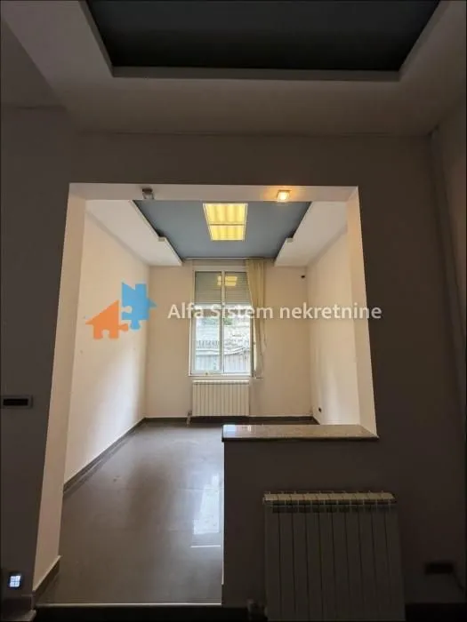 Rent, office space, 144m², Južni Bulevar, Vračar Sve Podlokacije