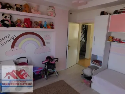 Sale, house, 250m², Ćava, Kragujevac - image 17