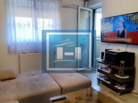 Prodaja, trosoban stan, 78m², Centar, Jagodina - image 6