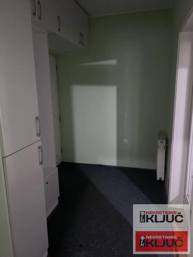 Izdavanje, dvosoban stan, 60m², Grbavica, Novi Sad Sve Podlokacije