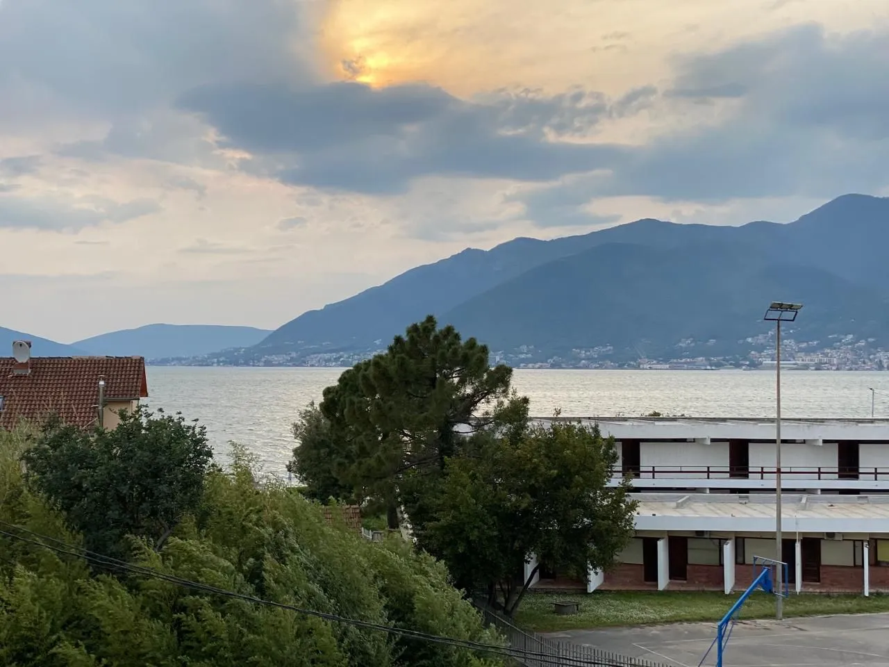 Prodaja, jednosoban stan, 35m², Donja Lastva, Tivat