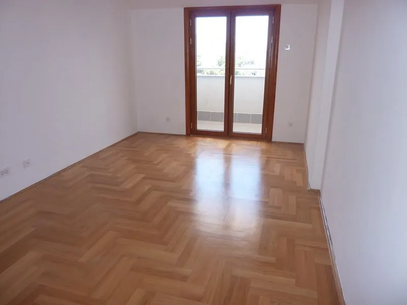 Prodaja, stan, 81m², Tivat, Crna Gora