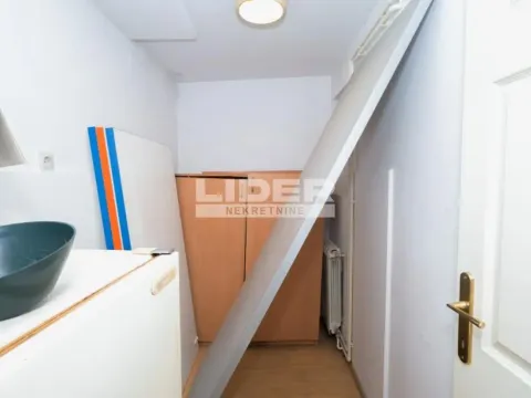 Izdavanje, stan, 43m², Stari Grad, Beograd - image 4