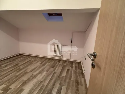 Izdavanje, trosoban stan, 58m², Sremčica, Beograd - image 12