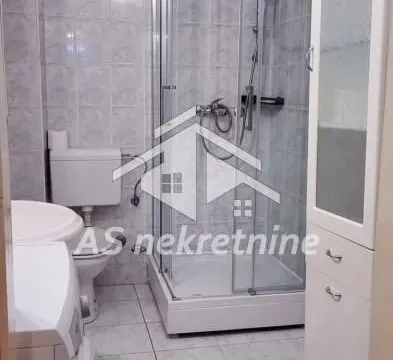Rent, two bedroom apartment, 65m², Stari Grad, Beograd - image 12